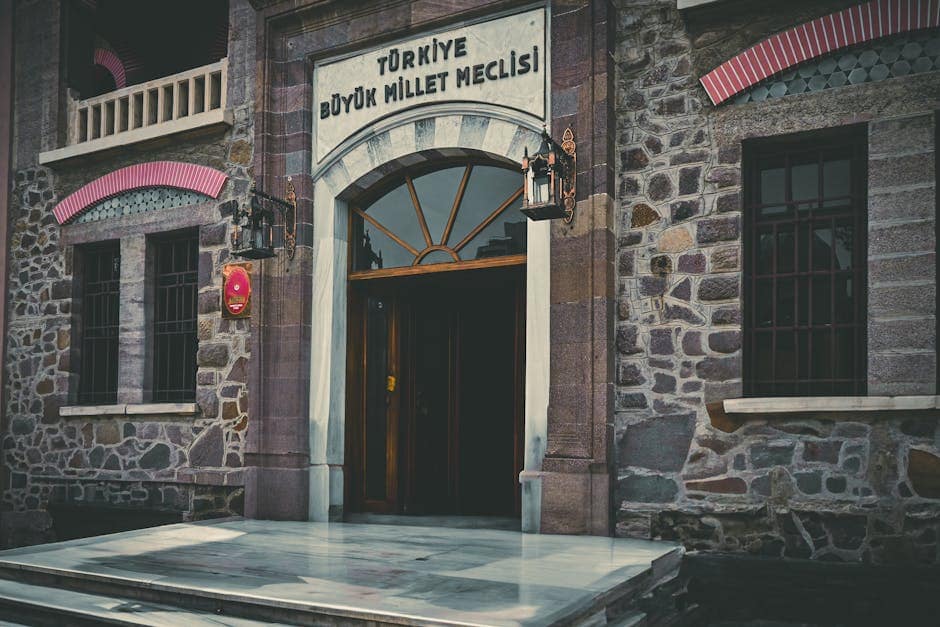 Exterior of Türkiye Büyük Millet Meclisi showcasing architectural details.