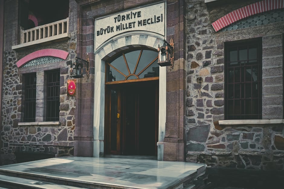 Exterior of Türkiye Büyük Millet Meclisi showcasing architectural details.