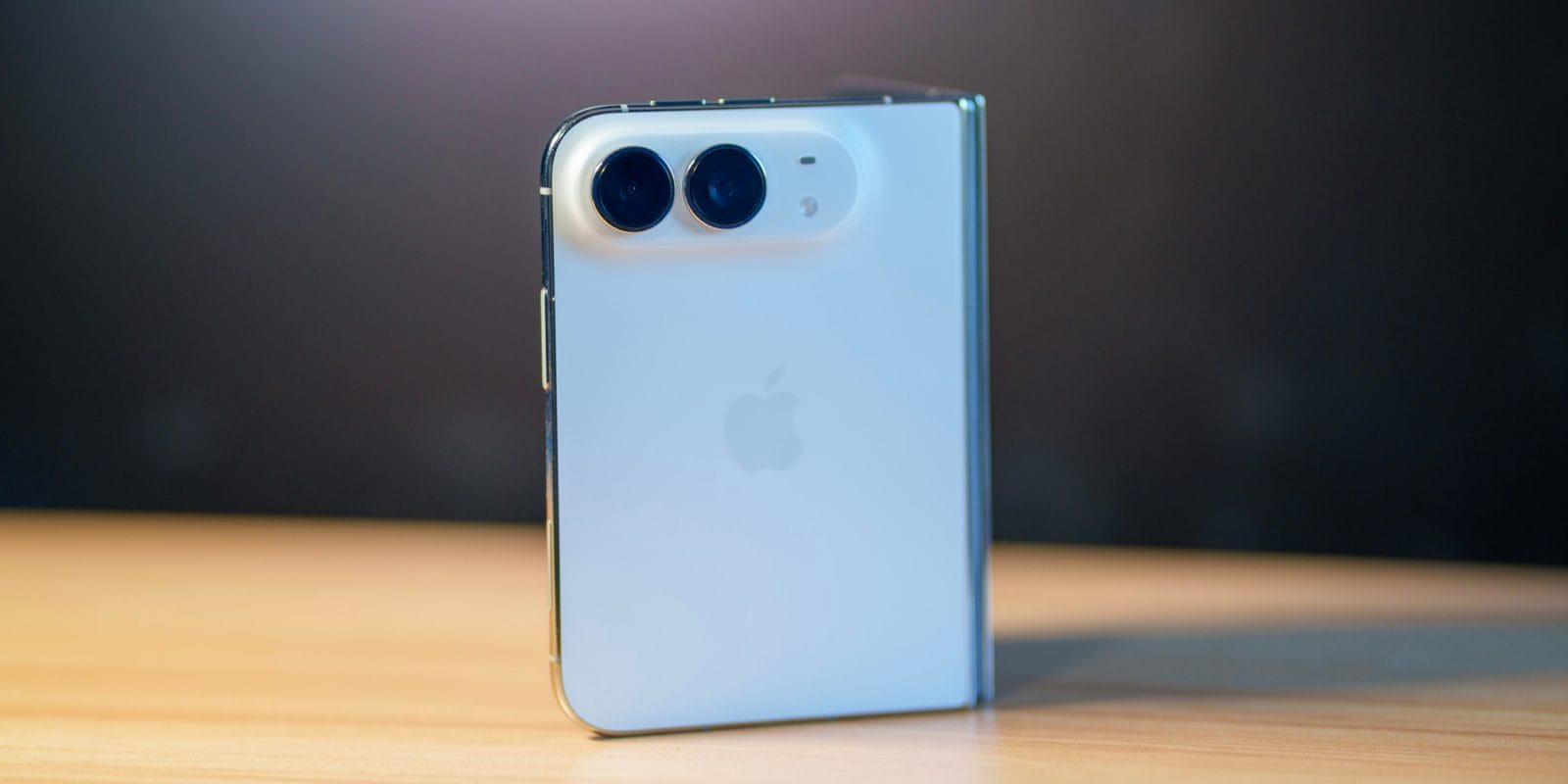iPhone Duo ilk 24 saatte beklentileri aştı: Küçük kusurlarına rağmen ana telefonunuz olabilir