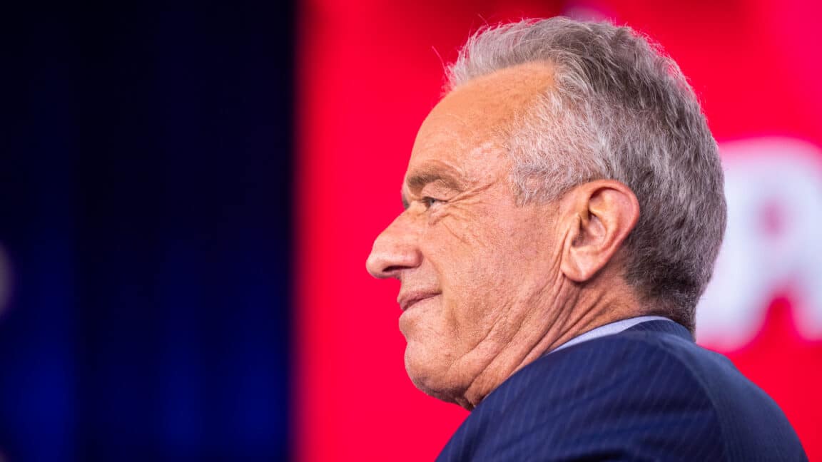 RFK Jr., FDA'dan kanıtlanmamış peptitlere serbestlik istedi: Bilim insanları 'güvenli değil' uyarısı yaptı