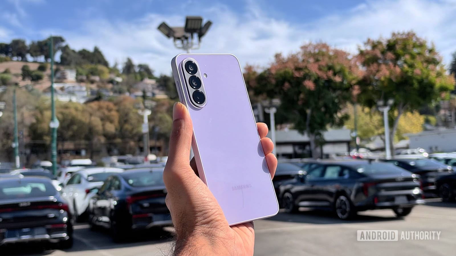 Samsung Galaxy A37 güvenilir ama rakiplerine direnemiyor: Orta segmentte fiyatına göre zayıf kalıyor
